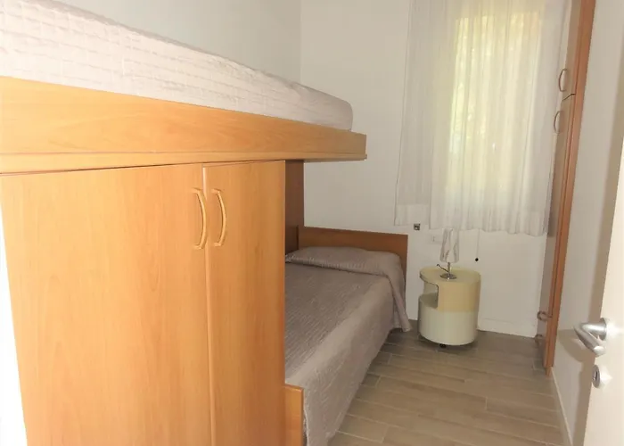 Dogi Sud 20 * بيبيوني